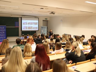 2025-12-05 18-10-33.jpeg